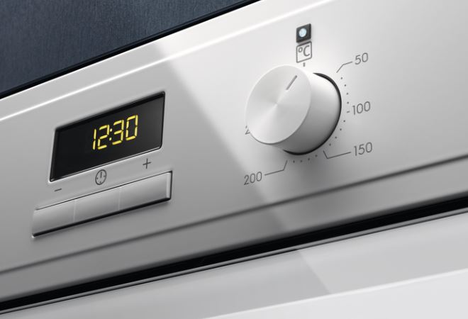 Electrolux EOF3H40BW beépíthető sütő