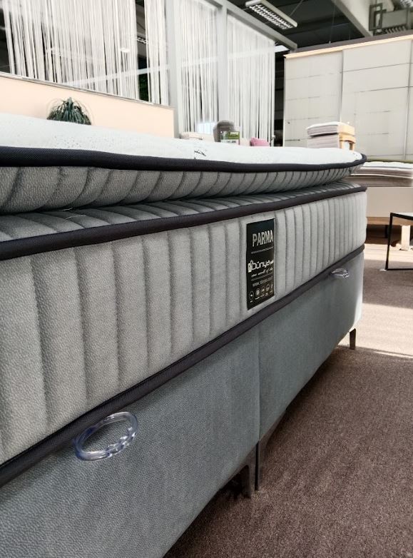 Parma boxspring franciaágy matraccal, menta,180x200