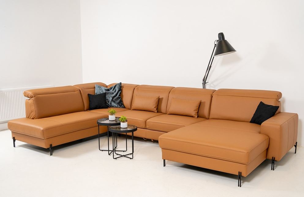 Ravenna bőr U alakú garnitúra, ágy+ÁT, mély ülés, normál komfort, retro karfa,989 sárga, fekete duplapálcás lábbal, 344x210x170 cm + 2 db derékpárna