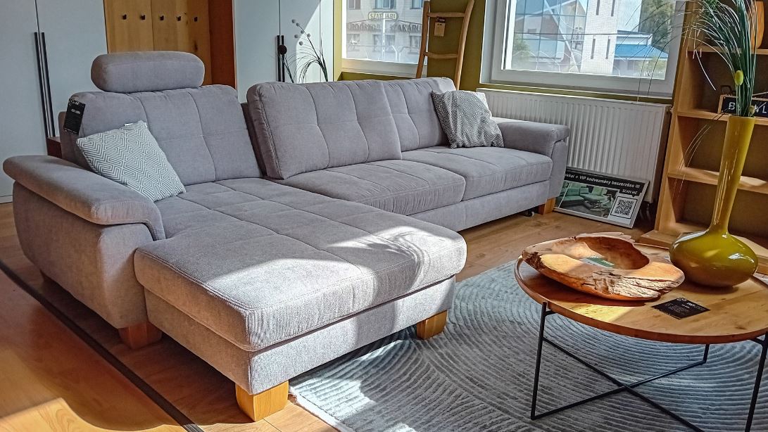 Los Angeles ülőgarnitúra, 316x177 cm, állítható ülésmélység, vendégágy funkció, tárolós lábtartó elem, Svea alu(12) szövettel, Láb: vadtölgy, ​