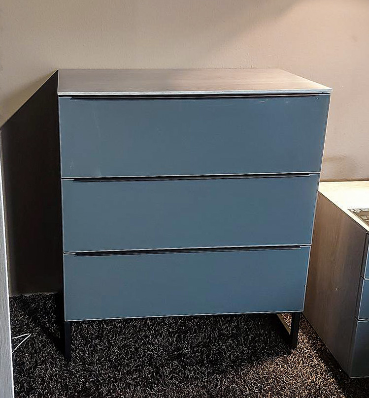 Sonate Prato 3 fiókos komód, szürketölgy-vulkán üveg-fekete fogó-fekete szánkóláb, 80x91x40 cm"k"