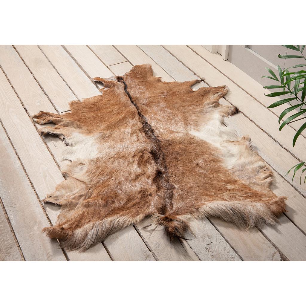 Berta kecskeszőr szőnyeg , kb 70-100 cm"k"